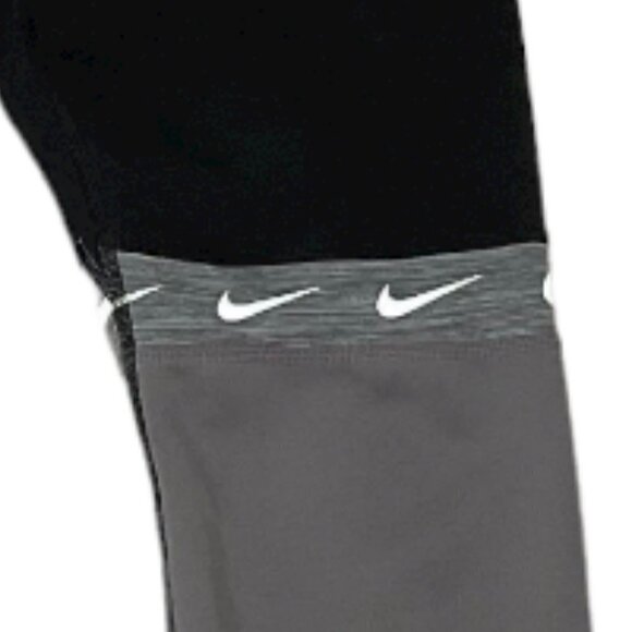 Nike Dri Fit Leggings Asymmetrical Gray Black Leggings White Checks Size Small - Picture 6 of 6